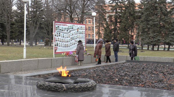 Жители Стаханова и сослуживцы простились с Павлом Дремовым Жители Стаханова и сослуживцы простились с Павлом Дремовым