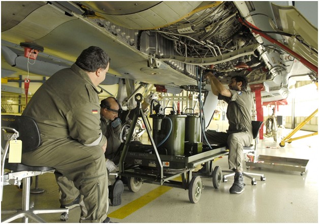 России ни к чему собирать из осколков разбитую вазу западного глобализма. Юрий Селиванов России ни к чему собирать из осколков разбитую вазу западного глобализма. Юрий Селиванов