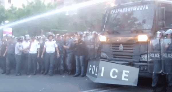 10 событий 2015 года, которые войдут в учебники истории, в GIF-анимациях 10 событий 2015 года, которые войдут в учебники истории, в GIF-анимациях