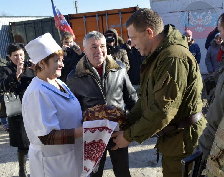 Александр Захарченко принял участие в открытии нового консервного завода в Новоазовском районе