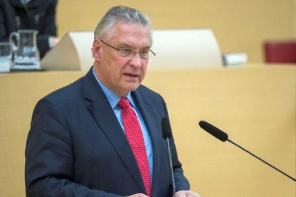 А немцы против А немцы против