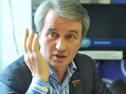 КПРФ: Новороссия должна войти в состав РФ КПРФ: Новороссия должна войти в состав РФ