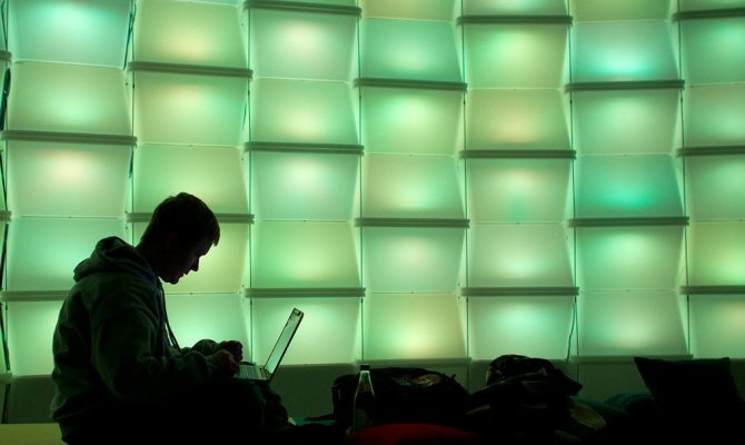 Россия. Контроль за Рунетом Россия. Контроль за Рунетом