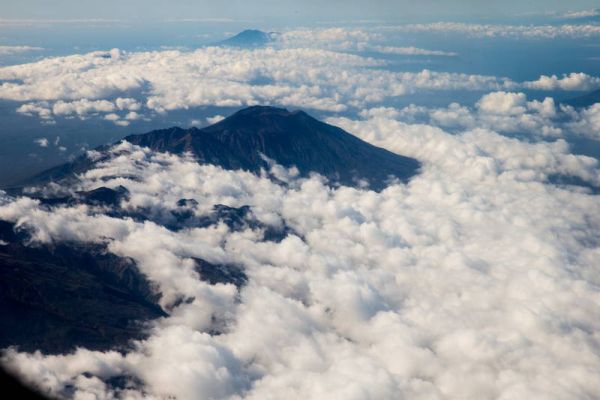 На Курилах построят первый в России завод по добыче рения На Курилах построят первый в России завод по добыче рения