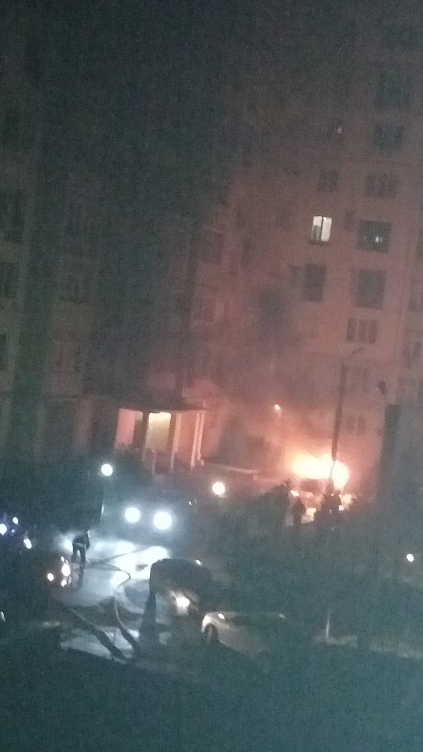 Любителю подставляться и поучить других ПДД в Харькове сожгли машину Любителю подставляться и поучить других ПДД в Харькове сожгли машину