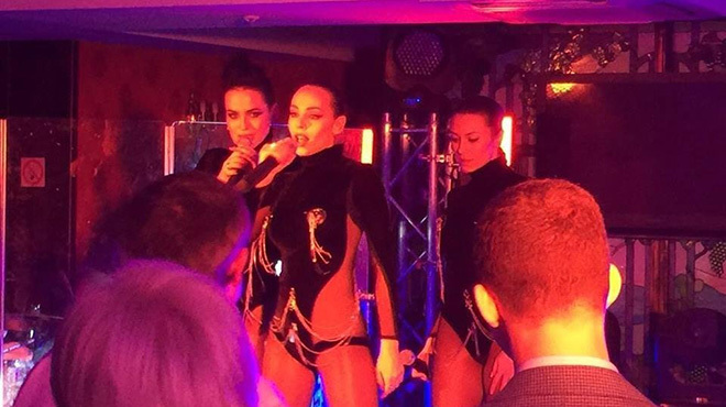 Кличко устроил двойной корпоратив, где выступили голые музыканты Кличко устроил двойной корпоратив, где выступили голые музыканты