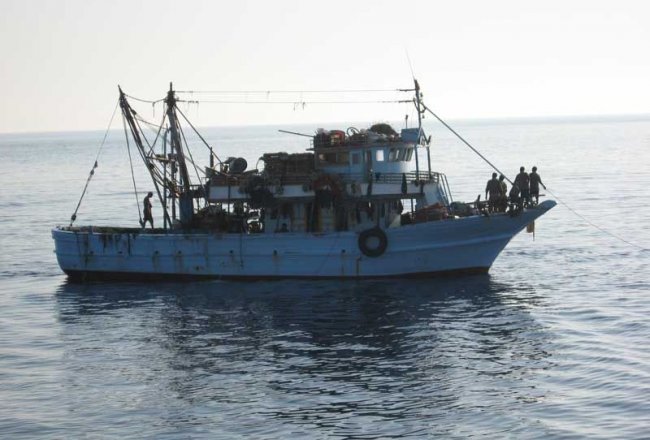 Турецкий сейнер шел на таран российского сторожевика. "Сметливый" применил оружие