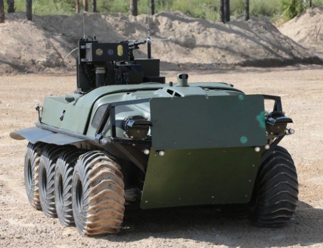 В Сирии армия России бросила в бой боевых роботов