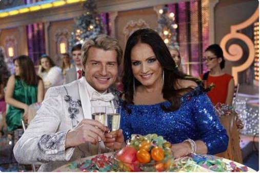 Украинские националисты обвинили Софию Ротару в измене Родине за участие в русском «Голубом огоньке» Украинские националисты обвинили Софию Ротару в измене Родине за участие в русском «Голубом огоньке»