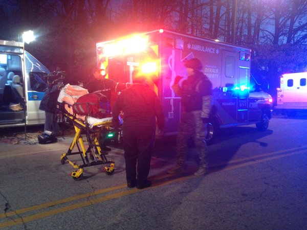 Мужчина взял в заложники 11 детей в США Мужчина взял в заложники 11 детей в США