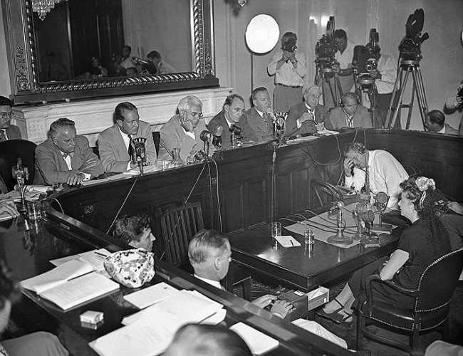 Если джентльмены проигрывают, они меняют правила игры Если джентльмены проигрывают, они меняют правила игры