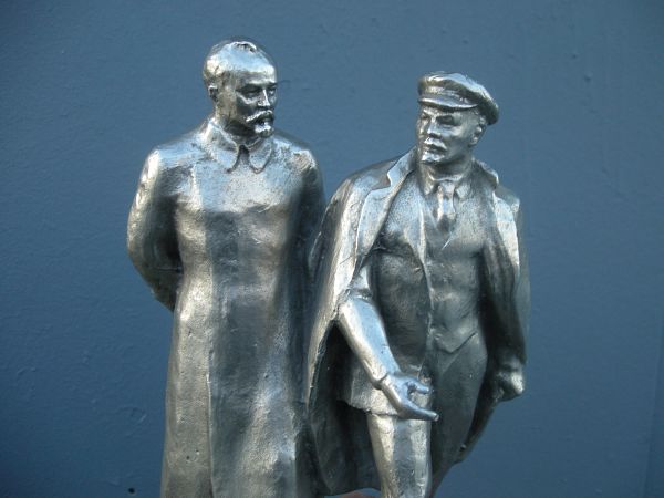 Ехидный Douglas: Очень коротко о Ленине Ехидный Douglas: Очень коротко о Ленине