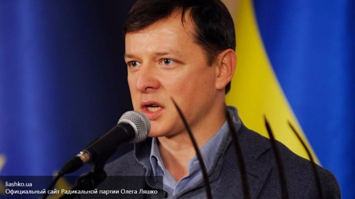 Ляшко послал Порошенко к черту за пенсию Януковича Ляшко послал Порошенко к черту за пенсию Януковича