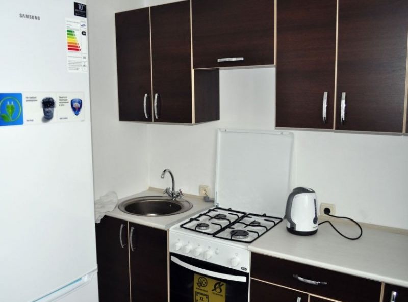 Глава ДНР вручил первой семье в Иловайске ключи от дома, построенного взамен разрушенного в боях Глава ДНР вручил первой семье в Иловайске ключи от дома, построенного взамен разрушенного в боях