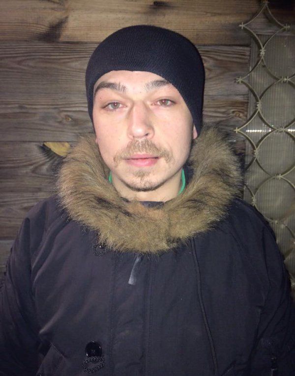 В Киеве задержали дезертира с арсеналом оружия В Киеве задержали дезертира с арсеналом оружия