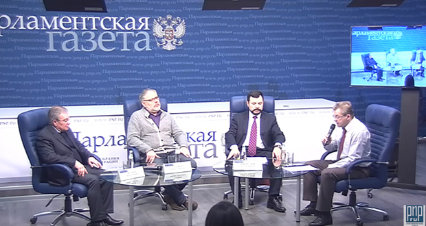 М. Хазин, Д. Пискулов, М. Беляев. Круглый стол «Ситуация на валютном рынке в феврале 2016 года. Что будет с рублём?» М. Хазин, Д. Пискулов, М. Беляев. Круглый стол «Ситуация на валютном рынке в феврале 2016 года. Что будет с рублём?»