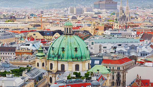 Австрия ограничивает действие Шенгена и усиливает проверку на границе Австрия ограничивает действие Шенгена и усиливает проверку на границе