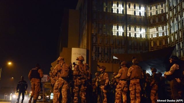 Жертвами теракта в отеле Буркина-Фасо стали украинцы Жертвами теракта в отеле Буркина-Фасо стали украинцы