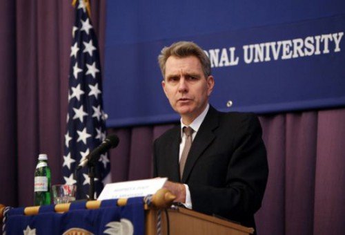 Джеффри Пайетт призвал парламент Украины принять изменения в конституцию по децентрализации Джеффри Пайетт призвал парламент Украины принять изменения в конституцию по децентрализации