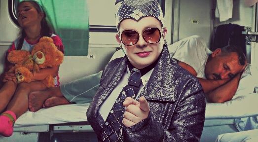 Пэрэмога: в несуществующем поезде «Симферополь-Москва» постельное белье до сих пор называют «білизной», а Крым пишут через «и» Пэрэмога: в несуществующем поезде «Симферополь-Москва» постельное белье до сих пор называют «білизной», а Крым пишут через «и»