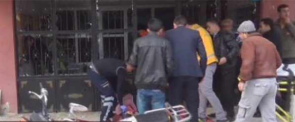 Два человека погибли в результате миномётного обстрела школы в Турции Два человека погибли в результате миномётного обстрела школы в Турции