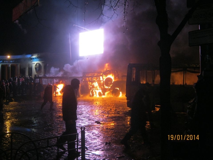 Кровавое Крещение-2014. Бойня на улице Грушевского – как это было