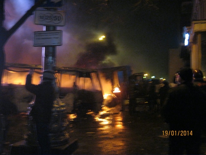 Кровавое Крещение-2014. Бойня на улице Грушевского – как это было