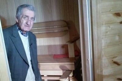 «Правосеки» напали на своего спонсора, дававшего деньги на борьбу с Донбассом «Правосеки» напали на своего спонсора, дававшего деньги на борьбу с Донбассом