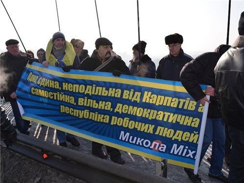 Процесс оздоровления пошел: Украинцы игнорируют «патриотические» акции националистов Процесс оздоровления пошел: Украинцы игнорируют «патриотические» акции националистов