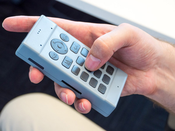 Чудо техники: слепые обретут зрение, а глухие смогут поговорить по телефону Чудо техники: слепые обретут зрение, а глухие смогут поговорить по телефону