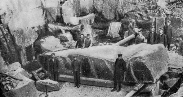 Война с исторической памятью. Мавзолей Ленина Война с исторической памятью. Мавзолей Ленина