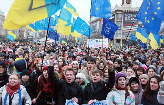 Польша обвинила в украинском майдане Германию Польша обвинила в украинском майдане Германию