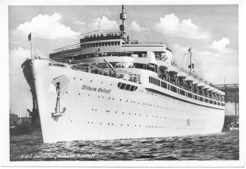 В этот день красный командир Маринеско потопил "Густлов" В этот день красный командир Маринеско потопил "Густлов"