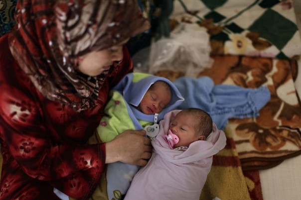 Будни Меркель: женское милосердие или "проститутская" душа?