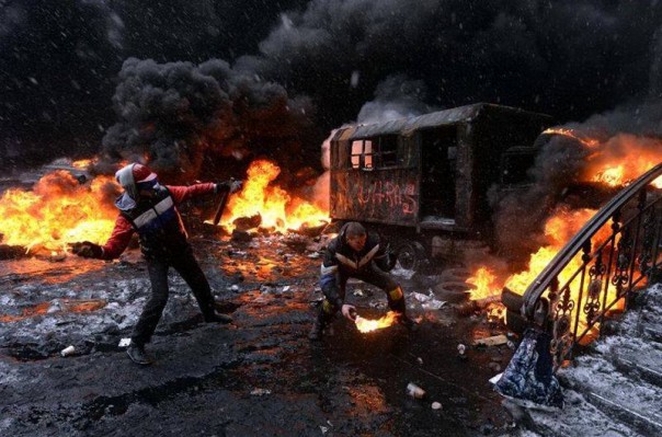 "Майдан" как прообраз: за два года нормальную страну превратили в помойку "Майдан" как прообраз: за два года нормальную страну превратили в помойку