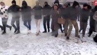 В Житомире молодчики в масках захватили кондитерскую фабрику