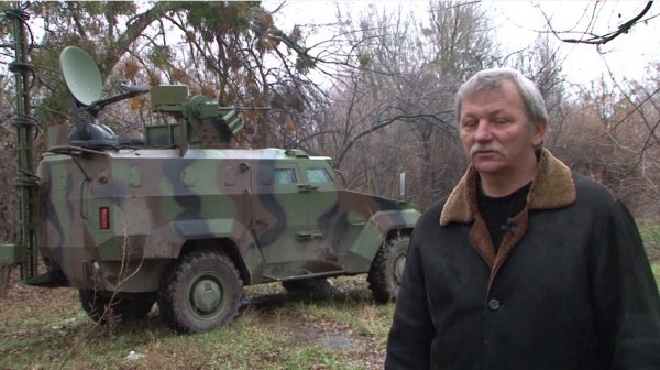 Завод Порошенко "Ленинская Кузница" представил новейший бронеавтомобиль с системой РЭБ