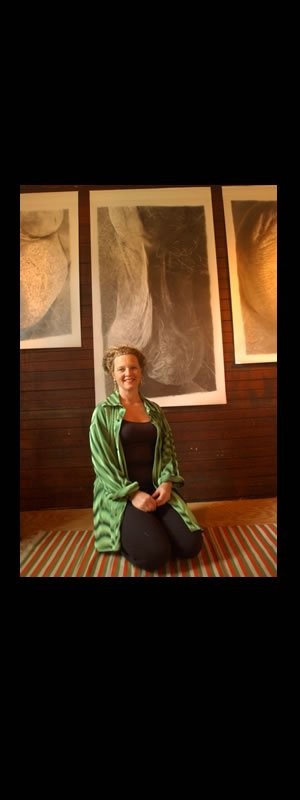 18+ Добро пожаловать в Европу. Выставка мошонок 18+ Добро пожаловать в Европу. Выставка мошонок