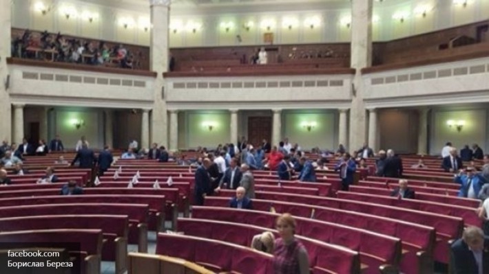 Бунт в Раде: Майдан признали бессмысленным Бунт в Раде: Майдан признали бессмысленным