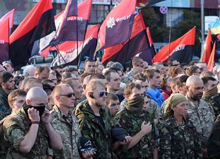 Военная прокуратура Украины объявила «Правый сектор» вне закона Военная прокуратура Украины объявила «Правый сектор» вне закона