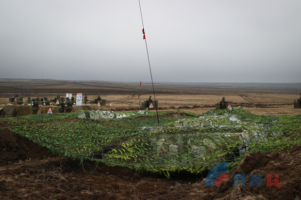 Сводка от МГБ и НМ ЛНР 3 февраля 2016 года. ВСУ активно перемещают технику и личный состав у линии соприкосновения Сводка от МГБ и НМ ЛНР 3 февраля 2016 года. ВСУ активно перемещают технику и личный состав у линии соприкосновения