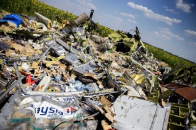 Junge Welt: Германия начала странную игру вокруг катастрофы Боинга МН17  