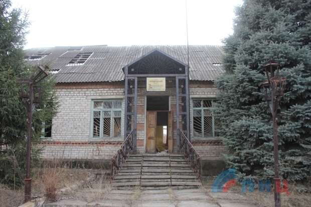 Сводка от НМ ЛНР 7 февраля 2016 года. ВСУ устраивают облавы на призывников и готовы направить на фронт женщин Сводка от НМ ЛНР 7 февраля 2016 года. ВСУ устраивают облавы на призывников и готовы направить на фронт женщин