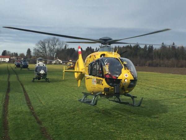 При столкновении поездов в Германии ранены почти 100 человек При столкновении поездов в Германии ранены почти 100 человек