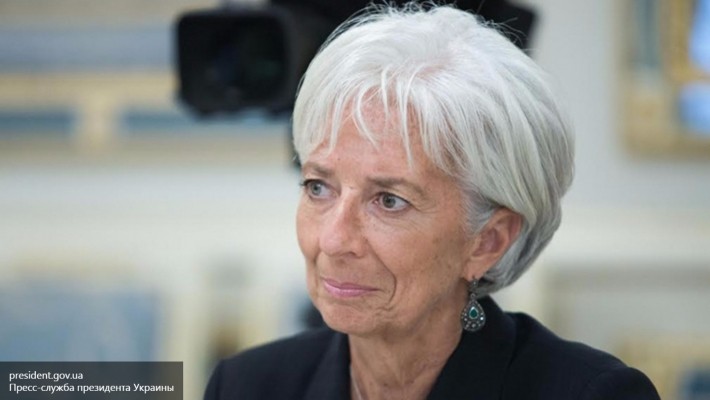 Глава МВФ пригрозила оставить Киев без финансовой поддержки Глава МВФ пригрозила оставить Киев без финансовой поддержки