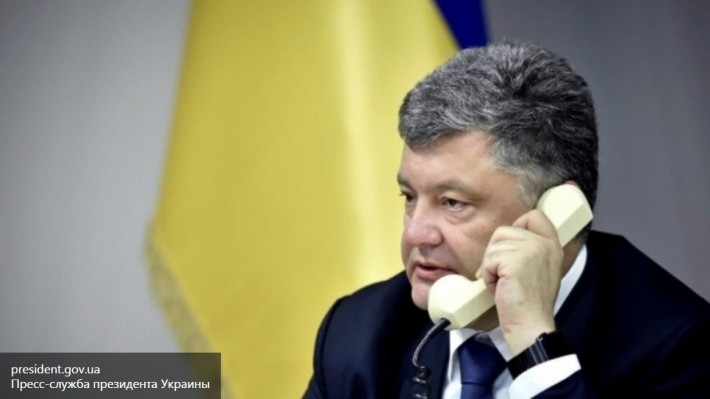 Порошенко согласен на «перезагрузку» кабмина без досрочных выборов Порошенко согласен на «перезагрузку» кабмина без досрочных выборов
