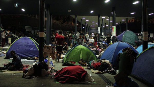 Президент Финляндии предупредил Россию об угрозе наплыва беженцев Президент Финляндии предупредил Россию об угрозе наплыва беженцев