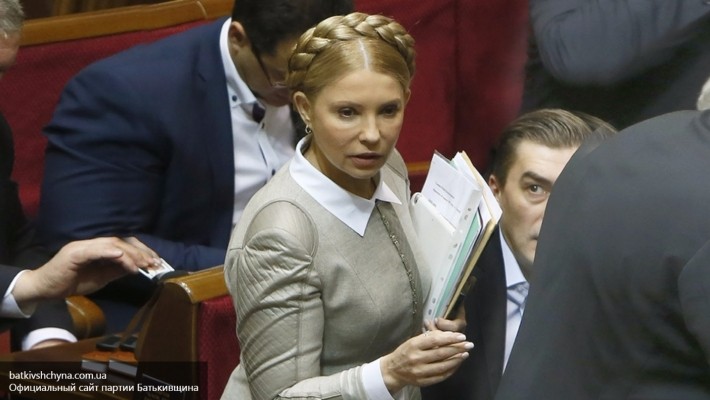 Тимошенко обвинила правительство Украины в угрозе безопасности страны Тимошенко обвинила правительство Украины в угрозе безопасности страны