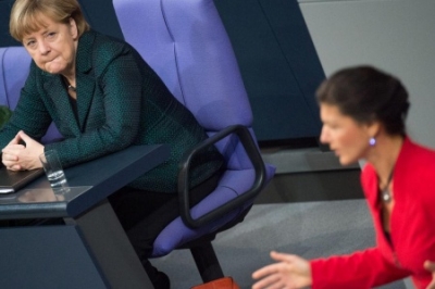 Сара Вагенкнехт обвиняет Меркель: Из-за Эрдогана вы втягиваете нас в войну с Россией Сара Вагенкнехт обвиняет Меркель: Из-за Эрдогана вы втягиваете нас в войну с Россией