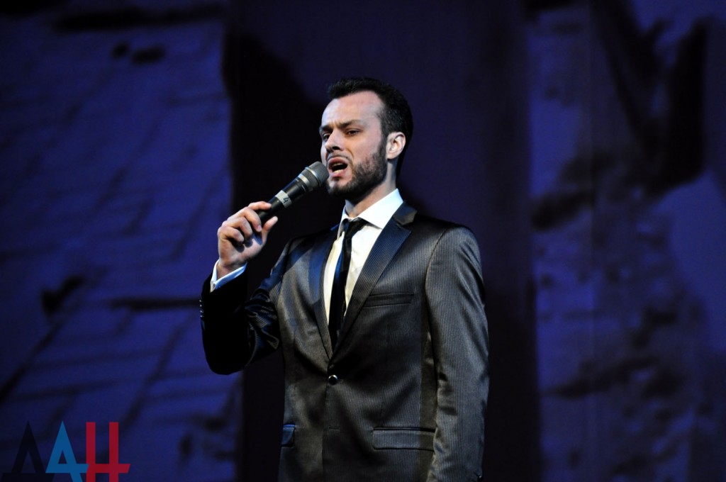 Торжественные мероприятия в Республиках Новороссии посвященные Дню защитника Отечества